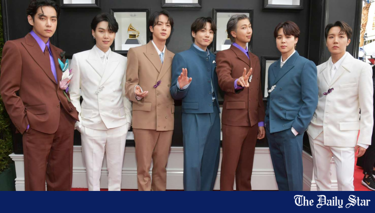 BTS revela agenda lotada com videoclipe de ‘Normal’, novos livros e marcos da turnê mundial