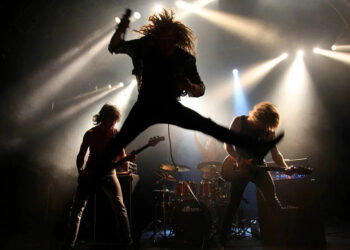 Banda de metal dos anos 90 anuncia nova música pela primeira vez em 25 anos