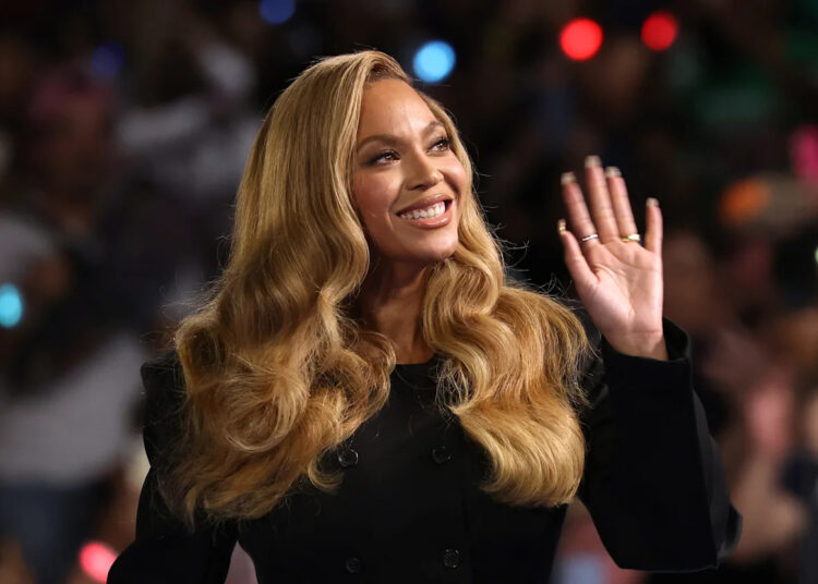 Beyoncé diz bom ‘dia’ com música surpresa