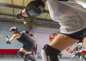 Big Easy Roller Girls tocam há 20 anos | Entretenimento/Vida