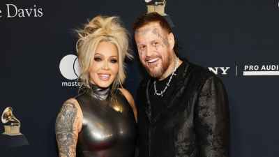 Brianna Chickenfry bate Bunnie Xo 'protegendo' o Jelly Roll