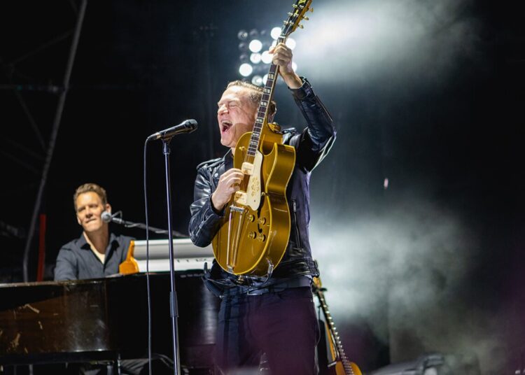 Bryan Adams ataca Donald Trump na nova canção de protesto '51st State'