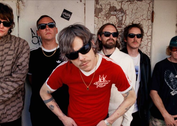 Cage The Elephant inicia “novo capítulo” com ‘Beaches in Tennessee’, sua primeira música nova em dois anos: “Percebemos que ainda há espaço para evoluir e nos esforçar”