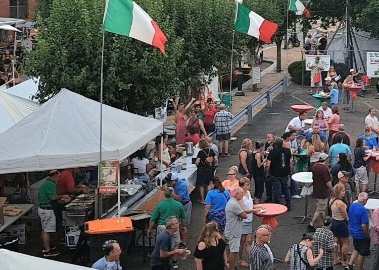 Comida, fogos de artifício e entretenimento destacam a enorme celebração italiana de Southington