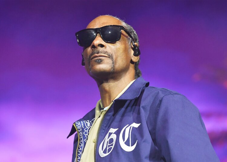 Como Snoop Dogg construiu a marca pessoal mais poderosa do entretenimento sem nunca mudar quem ele é