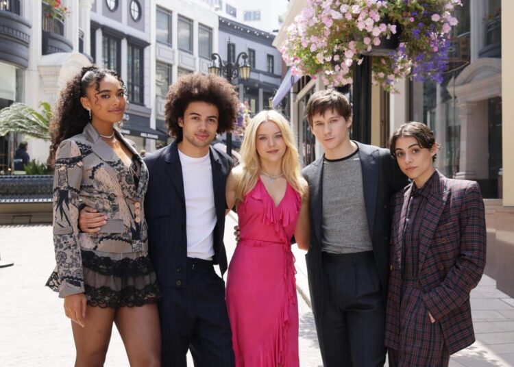 Conheça Jacob Moskovitz, estrela em ascensão de Elle, a prequela Legalmente Loira do Amazon Prime Video