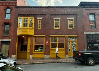 Conselho de Portland aprova solução alternativa para licença de entretenimento no centro da cidade