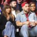 Convidada do casamento de Taylor Swift inicia debate inesperado com roupa viral