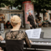 Crítica: 'Opera in the Middle' do UPROSTŘED enche Moravske Namesti de música