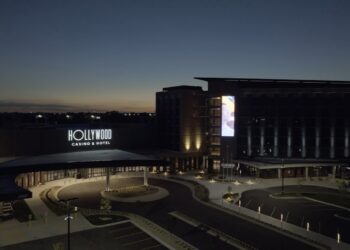 Destaque local: o novo Hollywood Casino & Hotel Aurora