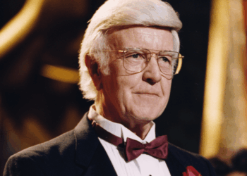 Donald Iwerks morto: o técnico de câmera da Disney e cofundador da Iwerks tinha 96 anos