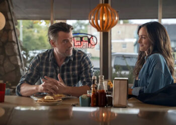 É texano, terno e, sim, totalmente sexy. Como 'Ransom Canyon' se tornou a próxima obsessão da Netflix.