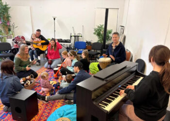 Eventos musicais gratuitos para crianças e famílias em Cumbria neste verão