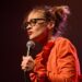 Fiona Apple dá atualizações raras sobre novas músicas, estado do mundo