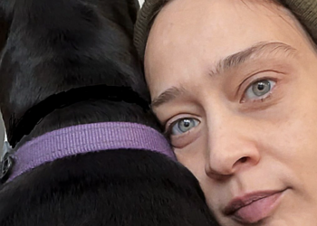 Fiona Apple lança nova música ‘Horns of a Bull’ para a nova série Apple TV + Lucky