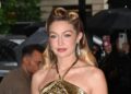 Gigi Hadid mudou para um visual muito diferente para a recepção de Taylor Swift