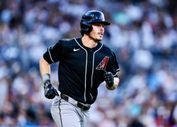 Grande soluço para o ás dos Phillies na derrota por 15-1 para o Royals | Notícias, esportes, empregos