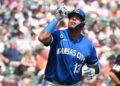 HAIL THE KING: Salvador Perez, do Royals, supera Brett na lista de RH de todos os tempos do time