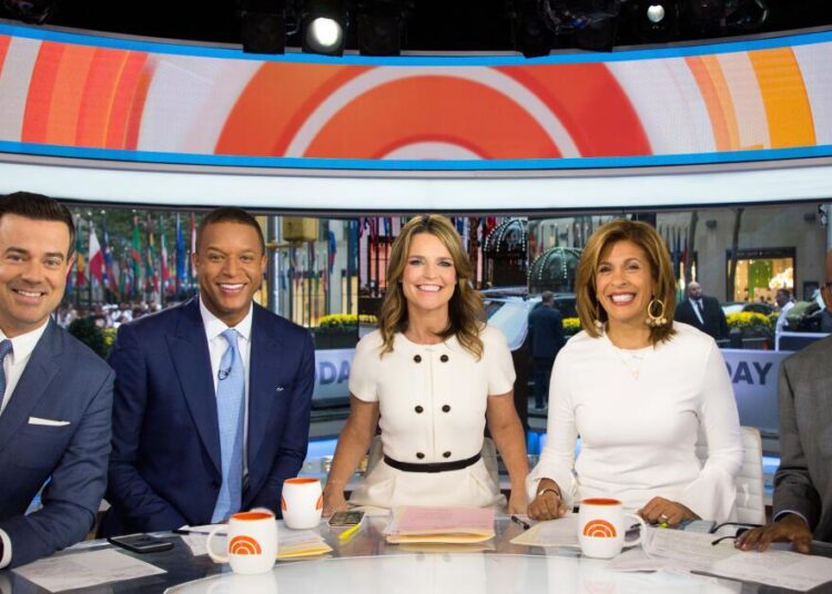 Intruso de 'hoje' é preso após calúnia racial e ataca Craig Melvin