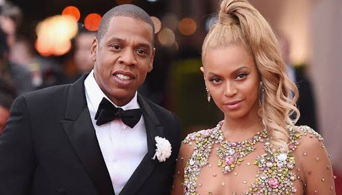 Jay-Z and Beyoncé’s mansion suffers damage after driver crashes through gates