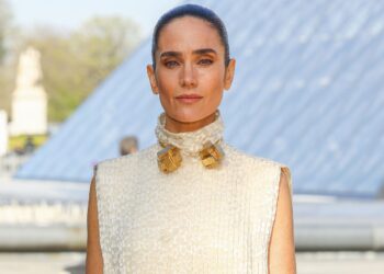 Jennifer Connelly detalha ter sido confundida com Demi Moore