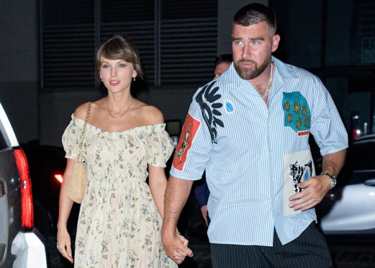 Jennifer Nettles diz que o casamento de Taylor Swift e Travis Kelce a 'surpreendeu', já que 'ninguém sabia de nada' sobre a cerimônia
