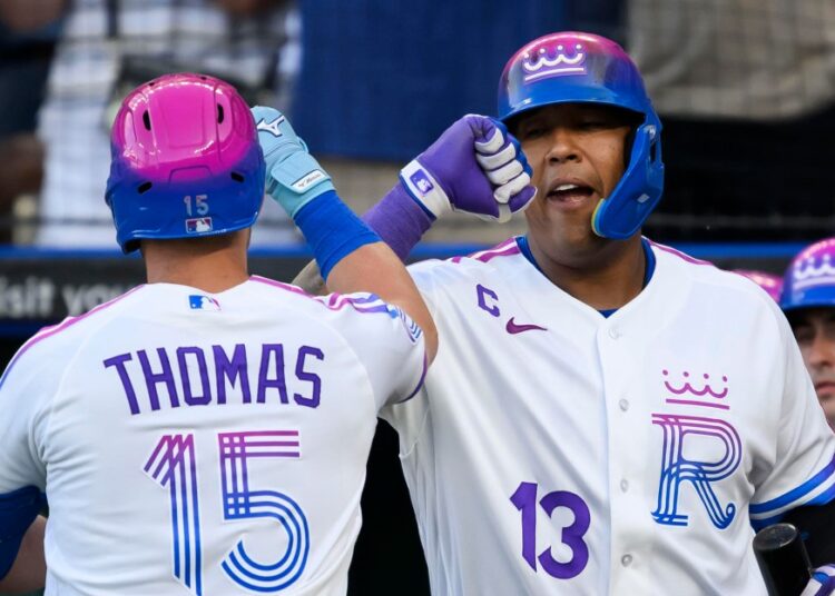 Jogadas duplas oportunas levam à segunda vitória consecutiva do Royals