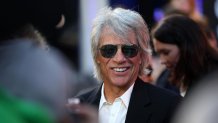 Jon Bon Jovi encerra show no Madison Square Garden por motivos de saúde – NBC Nova York