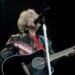 Jon Bon Jovi encurta show da turnê ‘Forever’: ‘Preciso esfriar’