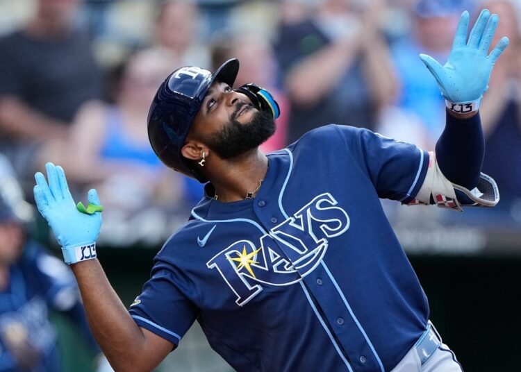 Junior Caminero home run pelo 5º jogo consecutivo na vitória do Rays sobre o Royals por 10-4 na abertura da série