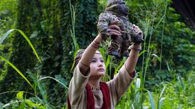 Kaylee Hottle de Godzilla x Kong morre aos 18 anos após acidente de carro