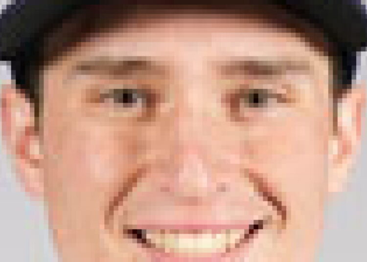 Kevin Kelly consegue defesa de quatro eliminações contra o Royals