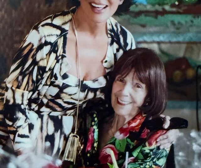 Kris Jenner marca o primeiro aniversário póstumo da mãe MJ, dias após sua morte aos 91 anos