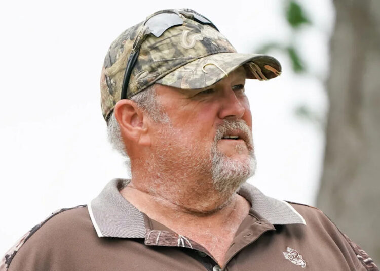 Larry the Cable Guy hospitalizado, produção de seu novo programa de TV suspensa