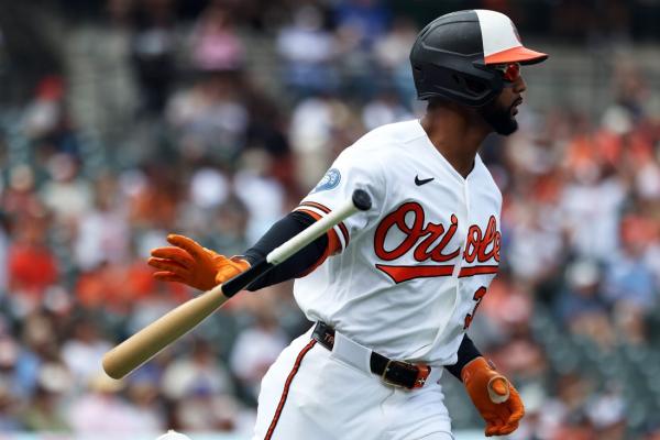 Leody Taveras e Orioles completam a varredura da realeza em derrapagem