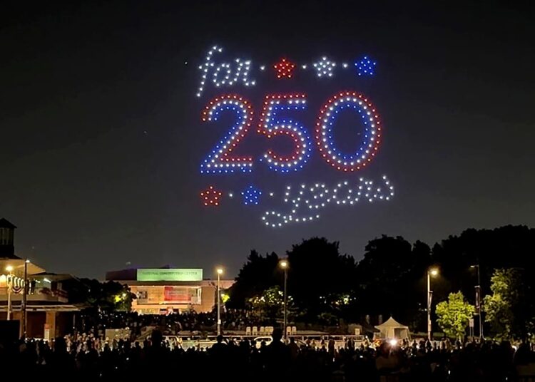 Líderes mundiais e membros da realeza celebram o 250º aniversário dos EUA