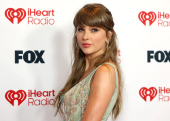 Mãe de Taylor Swift, tema da música ‘Ronan’, envia uma mensagem ao cantor antes do casamento de Travis Kelce