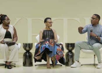 Marcus Johnson, professor da Howard University e músico de jazz, oferece sabedoria sobre legado, empreendedorismo e IA no Essence Festival of Culture de 2026