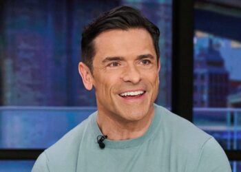 Mark Consuelos acaba de descobrir o Mahjong e os fãs 'ao vivo' aprovam