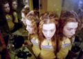 Melissa Auf Der Maur anuncia a primeira música nova em 16 anos