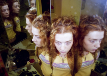 Melissa Auf der Maur anuncia a primeira música nova em mais de 15 anos