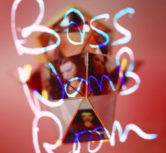 Melissa Auf der Maur anuncia novo álbum BASS WOMB ROOM