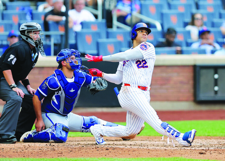 Mets marca cinco em quinto lugar para superar Royals e vencer a primeira série do mês