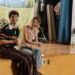 Millie Bobby Brown se emociona com a filha em substituto de celebridade