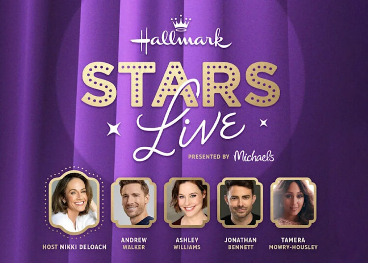Natal em julho! Estrelas de cinema do Hallmark Channel no palco em Morristown