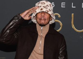Nick Cannon aborda a teoria da conspiração viral da medula óssea