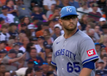 Noah Cameron tem forte desempenho na primeira aparição como substituto, Royals ainda caem para Tigers na estrada – KQ2
