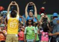 Nova música do Coldplay, ‘We Dance’, encerra show do intervalo da Copa do Mundo de 2026