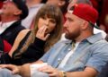 Novos rumores de casamento entre Taylor Swift e Travis Kelce revelam que o ícone dos Beatles, Paul McCartney, cantou uma música de sucesso