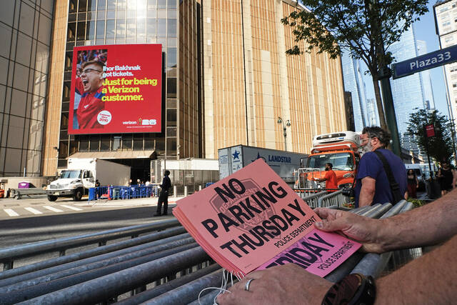 O Madison Square Garden está repleto de Swifties ansiosos antes do casamento de Swift-Kelce
